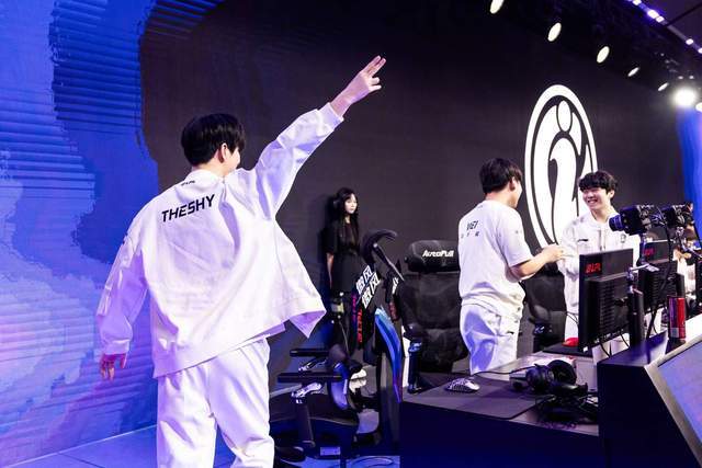 Scout迎来三赛季出色发挥，IG观众热烈欢呼！热度持续攀升(count*和count1的区别)